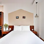 Hanz Ami Hotel 30 Hang Cot Old Quarter